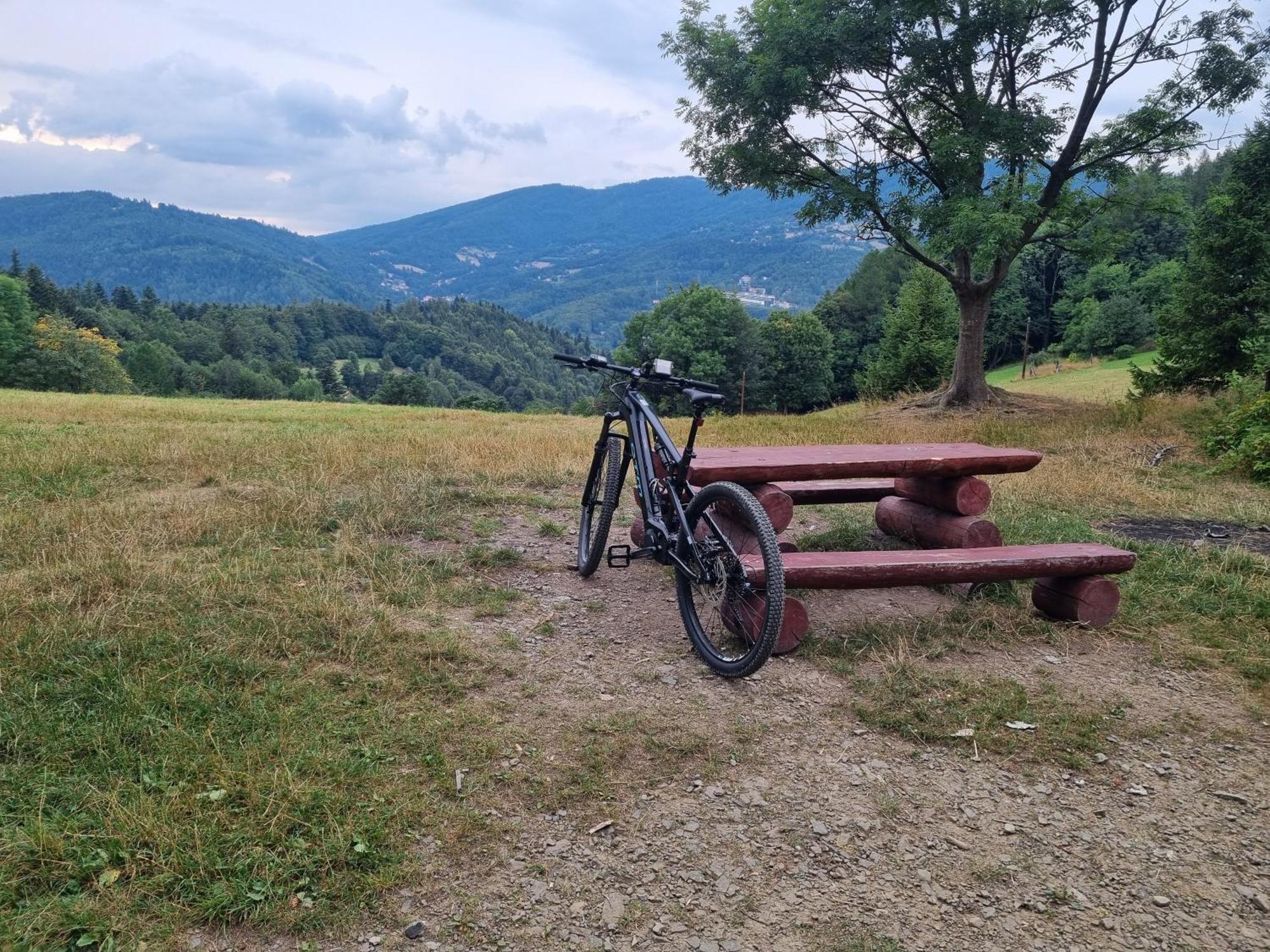 Apartament Elbrus Czyrna Szczyrk Wypozyczalnia Rowerow E-Bike Czyrna Szkola Narciarska & Wypozyczalnia Ski Serwis Exterior photo